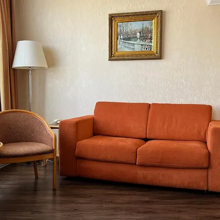 Отель Hotel Budapest 3*