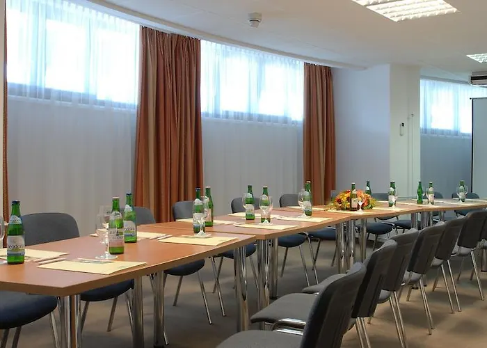 Отель Hotel Budapest 3*