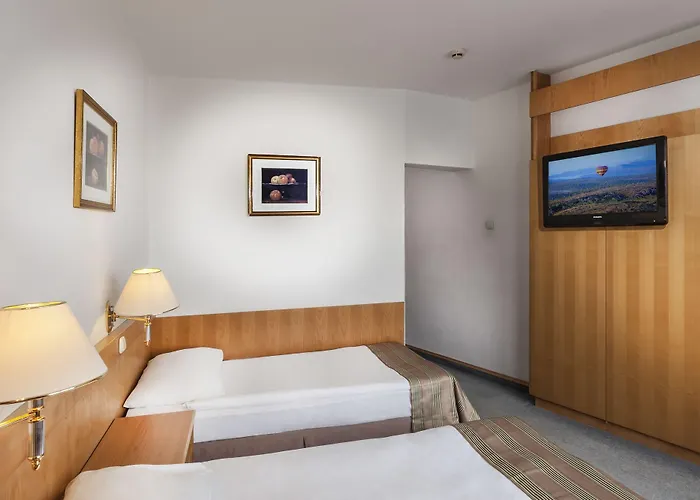 Hotel Budapest Отель Будапешт