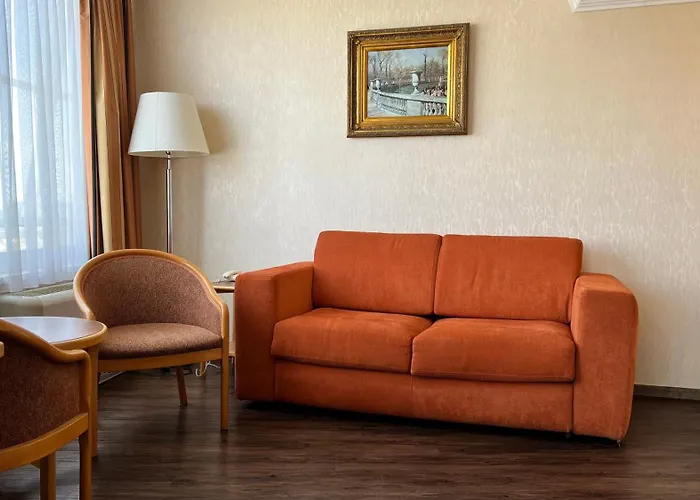 Отель Hotel Budapest 3*