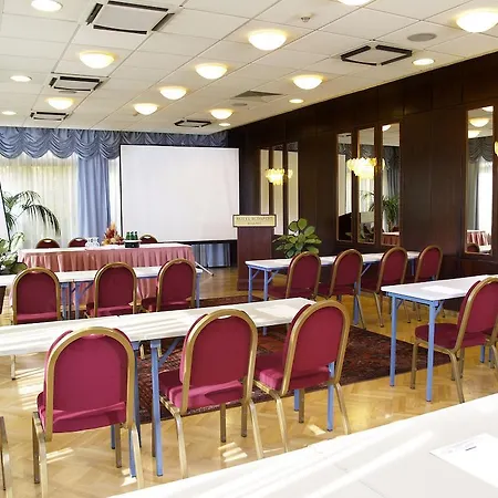 Otel Hotel Budapest