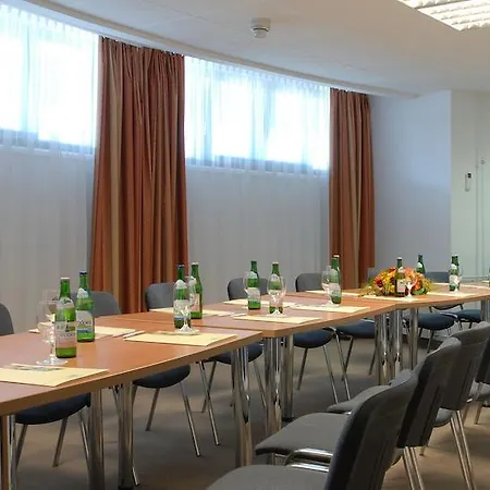 Otel Hotel Budapest 3*